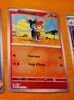 POKEMON EVOLUTIONS PRISMATIQUES CARD POKEBALL HOLO CARTE 015/131 PRE FR MINT - Image 1