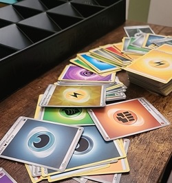 215 Pokemon Energy Cards Lot - NM/LP Bulk for Deck Building & Crafts! - Image 4