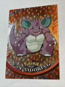1999 Topps TV Series #34 Nidoking Flames Pokemon Embossed Foil Black Label - Image 1