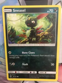 Sneasel - 85/147 - Common - Pokemon Burning Shadows - Image 1