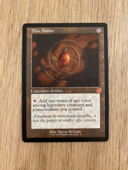 Mox Amber The Brothers' War: Retro Frame Artifacts Regular - Image 1