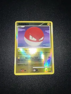Pokemon TCG Voltorb 81/100 Stormfront Reverse Holo NM/LP - Image 1