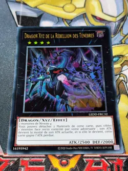 CARTE Yu Gi Oh DRAGON XYZ DE LA REBELLION DES TENEBRES LEDD-FRC32 - Image 1