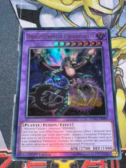 CARTE Yu Gi Oh DRAGOSTAPELIA PREDAPLANTE DUPO-FR069 1ere edition - Image 1