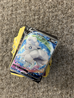203 random bulk silver tempest pokemon cards - Image 1