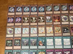 Yu-Gi-Oh Graydle / Penguin deck Comes Sleeved And Deck Box lot 7 - Image 2