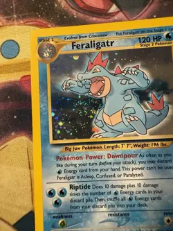 Pokemon TCG Feraligatr Neo Genesis Holo Rare Card 5/111 TCG Vintage LP Swirl - Image 4
