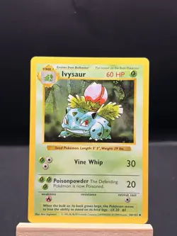 Shadowless Ivysaur 30/102 Base Set Pokemon Card - Image 1