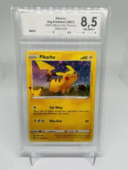 Pikachu SWSH039 Promo | Black Star Promos | Englisch | Grading 8,5 - Pokemon - Image 1