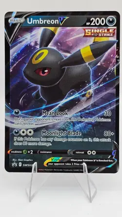Umbreon V - SWSH203 - SWSH: Sword & Shield Promo Cards (SWSD) - Image 1