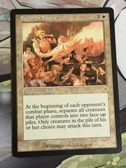 C4903 MAGIC MTG INVASION FIGHT OR FLIGHT #16 RARE HP-DMG - Image 1
