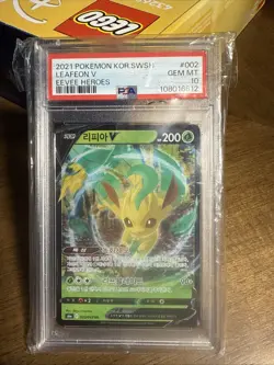 GEM MINT Korean Leafeon V 002/069 Eevee Heroes Double Rare Holo Pokemon TCG 2021 - Image 1