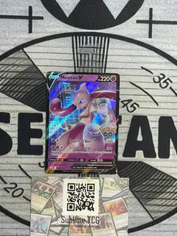 Mewtwo V SWSH223 Pokemon GO - Black Star Promo - Image 1