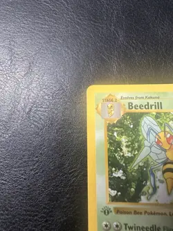 Beedrill 1st Edition Base Set Rare 17/102 WOTC Vintage Pokemon - Image 4