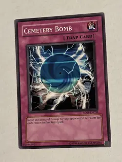 Cemetery Bomb SOD-EN059 Soul of the Duelist Yugioh Trap Card sleeve & Toploader - Image 1