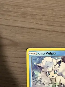 Pokemon TCG Alolan Vulpix 21/145 Guardians Rising - Image 3