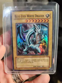 Blue-Eyes White Dragon SKE-001 Starter Deck: Kaiba Evolution Unlimited Edition - Image 1