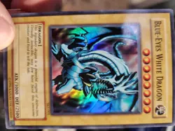 Blue-Eyes White Dragon SKE-001 Starter Deck: Kaiba Evolution Unlimited Edition - Image 3