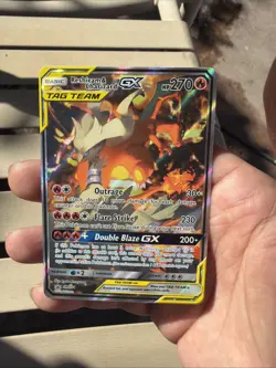 Reshiram & Charizard GX SM201 Promo Card Sun & Moon - Image 3
