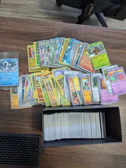 Pokemon TCG Bulk Lot Common, Unique, Rare, Holo, Reverse, Trainer Cards - Image 1