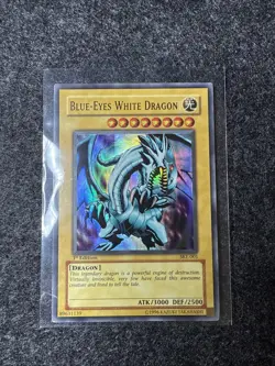 Yu-Gi-Oh! Blue-Eyes White Dragon 1st edition SKE-001 Super Rare - Image 1