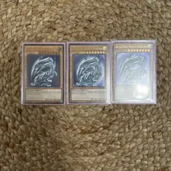 Yugioh! Blue-Eyes White Dragon OP28-EN001 OTS Ultimate Rare X3 Playset - Image 1
