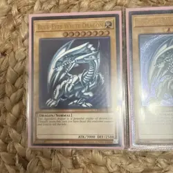 Yugioh! Blue-Eyes White Dragon OP28-EN001 OTS Ultimate Rare X3 Playset - Image 2