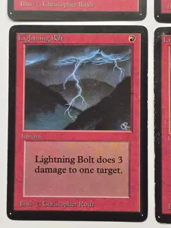 4x Lightning Bolt (CE) Collector's/International Edition - Image 4