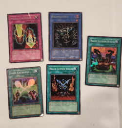 Yugioh TCG 1st Edition Lot of 65 - SDK-001, SKY-006 - Poor Condition - Image 5