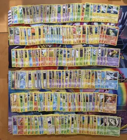 Vintage Pokemon Card Lot Fire Glaceon Giratina Ninetales 275+ - Image 1