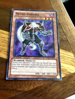 Necro Gardna BP02-EN052 1st Edition Mosaic Rare LP + BONUS - Image 1