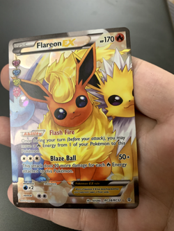 Flareon EX RC28/RC32, Great Condition! Full Art Radiant Collections Holo Card - Image 3