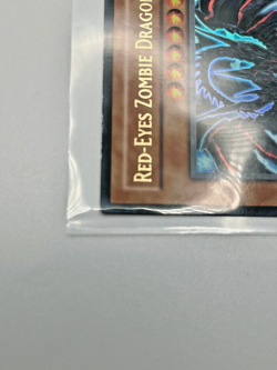 YUGIOH TCG RED-EYES ZOMBIE DRAGON SDZW-EN001 ULTRA 1ST EDITION Never Played! - Image 3
