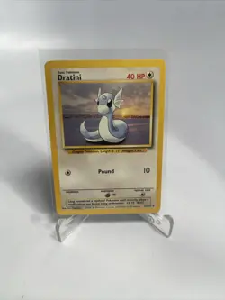 DRATINI - Base Set - 26/102 - Uncommon - Pokemon Card - Unlimited Edition - NM - Image 1