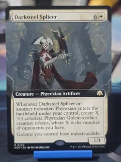 Darksteel Splicer (Extended Art) Commander: March of the Machine Regular - Image 1