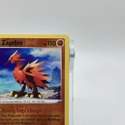Galarian Zapdos Reverse Holographic Rare 082/203 Pokemon TCG Evolving Skies NM/M - Image 3