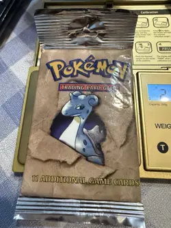 1999 Pokemon Unlimited Fossil New Hang Tag Sealed Booster Pack 21.38 Grams - Image 1