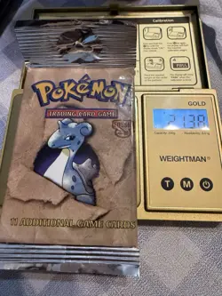 1999 Pokemon Unlimited Fossil New Hang Tag Sealed Booster Pack 21.38 Grams - Image 2