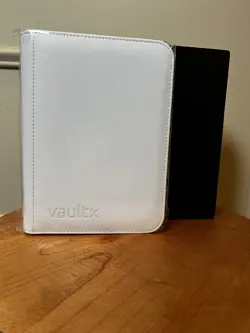Vault X White Edition 4-Pocket Exo-Tec Zip Binder - 160 Cards - New - Image 2