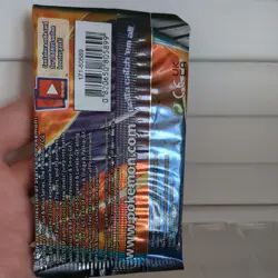 Pokemon TCG Sun & Moon Cosmic Eclipse Booster Pack - Image 2