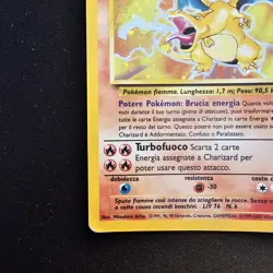Carta Pokemon Charizard 4/102 Set Base ITA Rara Holo - Image 4