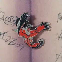 Yveltal 2016 Official Pokemon Collector's Pin - Blister Exclusive - Image 1
