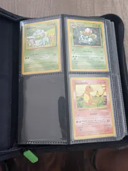 Pokemon TCG Vintage Card Binder Shadowless/First Edition, holo 151 start. - Image 1
