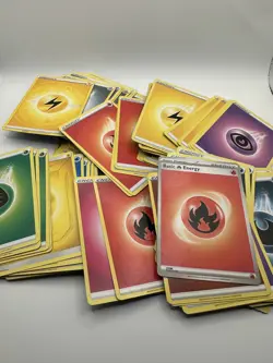 🔥Pokemon 900+ Card Bulk Lot / Commons & Rares Foils/Energy / Trainers NM/LP/MP - Image 3
