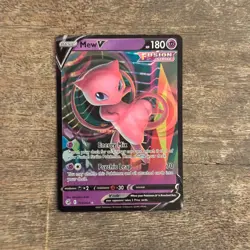 Mew V 113/264 Ultra Rare NM SWSH08 Fusion Strike 2020 Pokemon Card TCG - Image 1