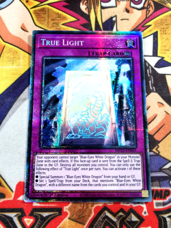 True Light mp25-en041 1st Edition (NEW) Starlight Rare Yu-Gi-Oh! - Image 1