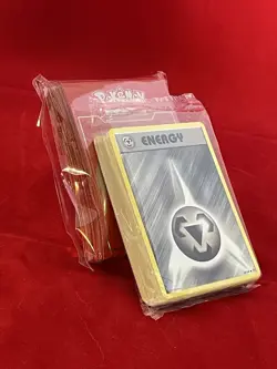 2016 Pokemon TCG XY Evolutions Sealed Energy Pack + Charzard Card Sleeves! - Image 2