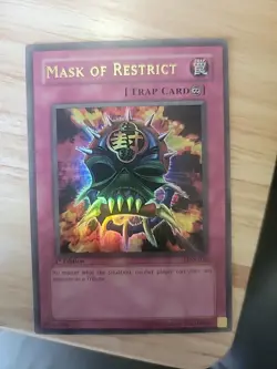 Mask of Restrict LON-018 Labyrinth of Nightmare 1st Edition - Image 1