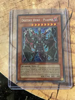 Destiny Hero - Plasma -2007 Collectior's Tin (CT04-EN003) - Secret Rare - LP - Image 1