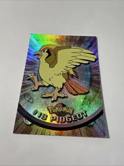 1999 Topps Pokemon TV #18 Pidgeot Rainbow Foil Black Logo NM - Image 2